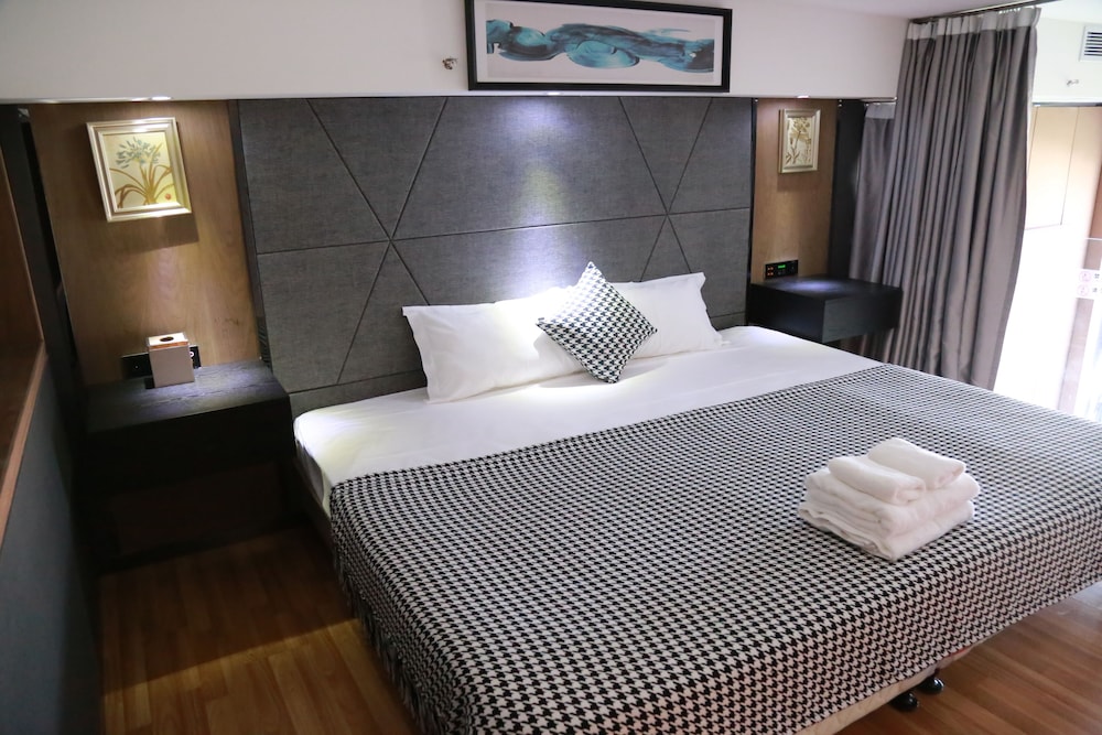 lavendar apartment chimelong branch