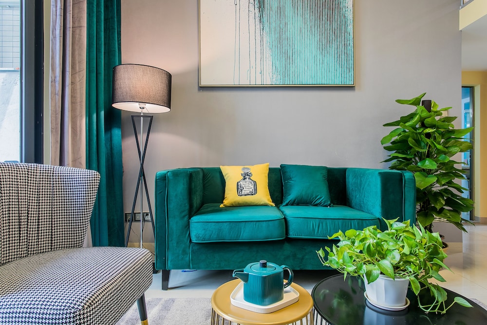 lavendar apartment chimelong branch