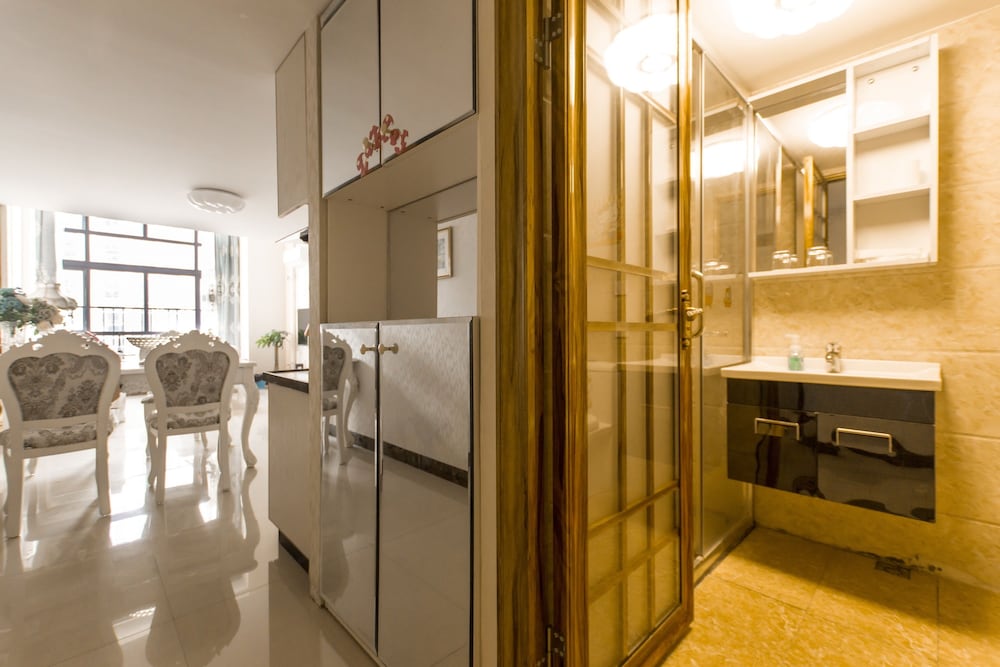 lavendar apartment chimelong branch