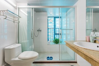 lavendar apartment chimelong branch