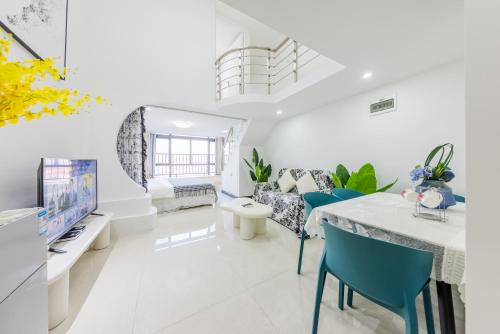 lavendar apartment chimelong branch