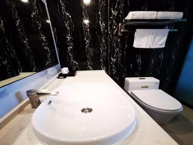 greentree inn luoyang west zhongzhou road business hotel