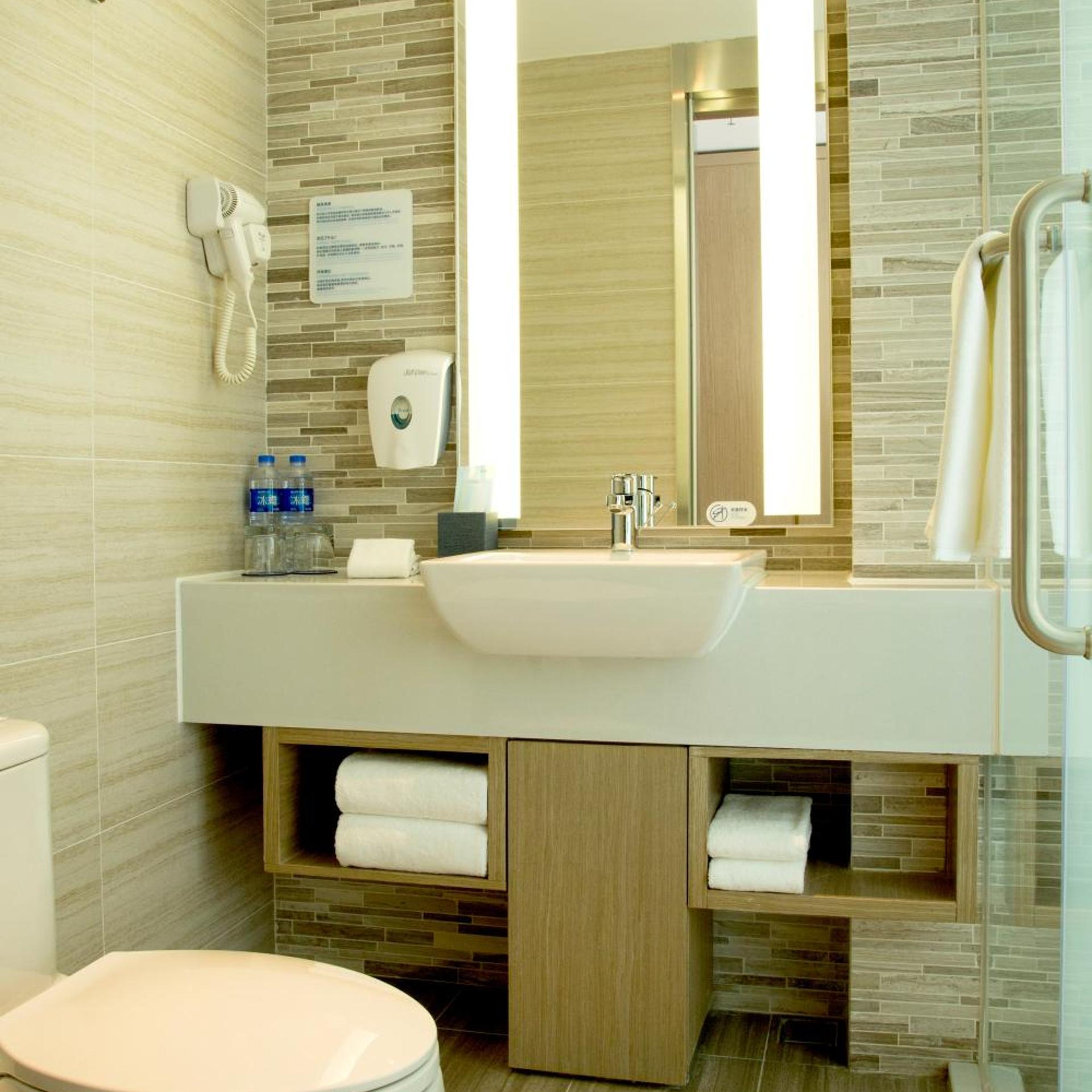 holiday inn express anshan downtown by ihg