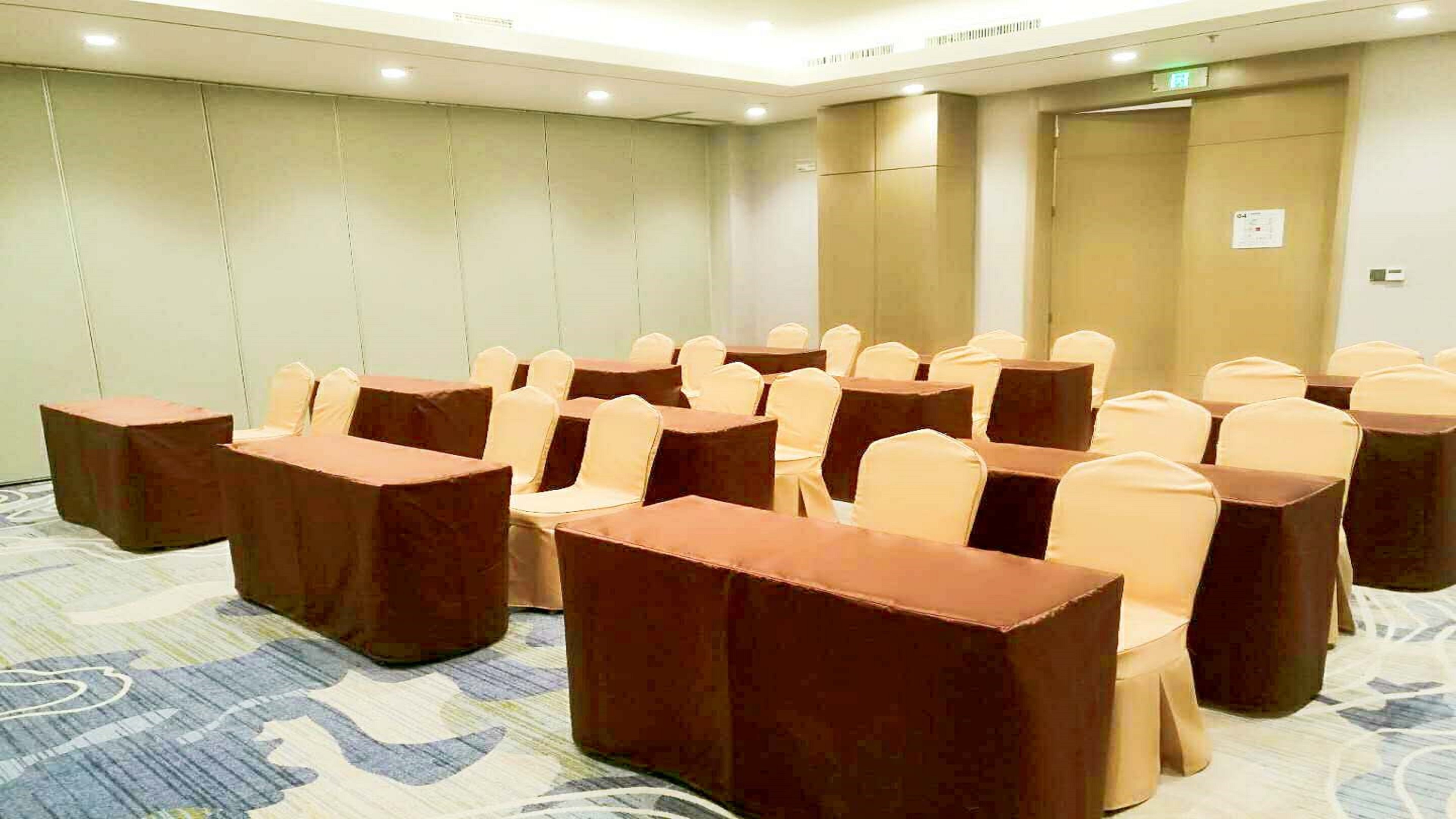 holiday inn express anshan downtown by ihg
