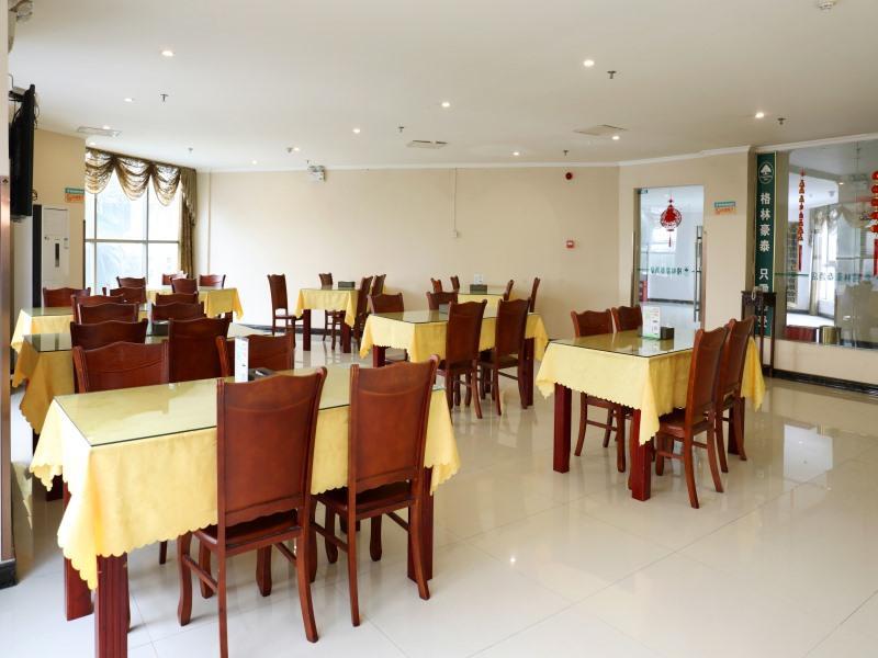 Greentree Inn Fuyang Taihe County South Xiyang Road Hotel,Fuyang>>Bozhou,3 star