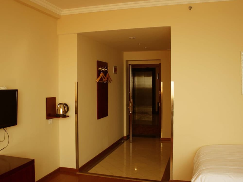 greentree inn suqian suyu district education bureau express hotel