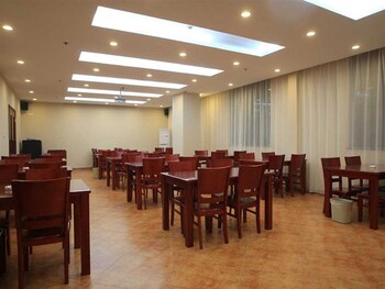 greentree inn xuzhou high speed railway station express hotel