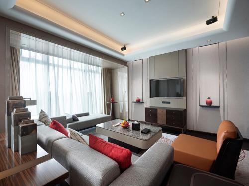 hualuxe wuhu an ihg hotel