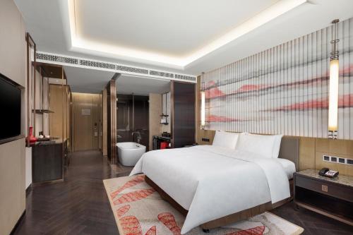 hualuxe wuhu an ihg hotel