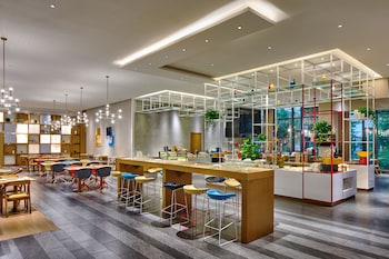 q hotel haikou meilan