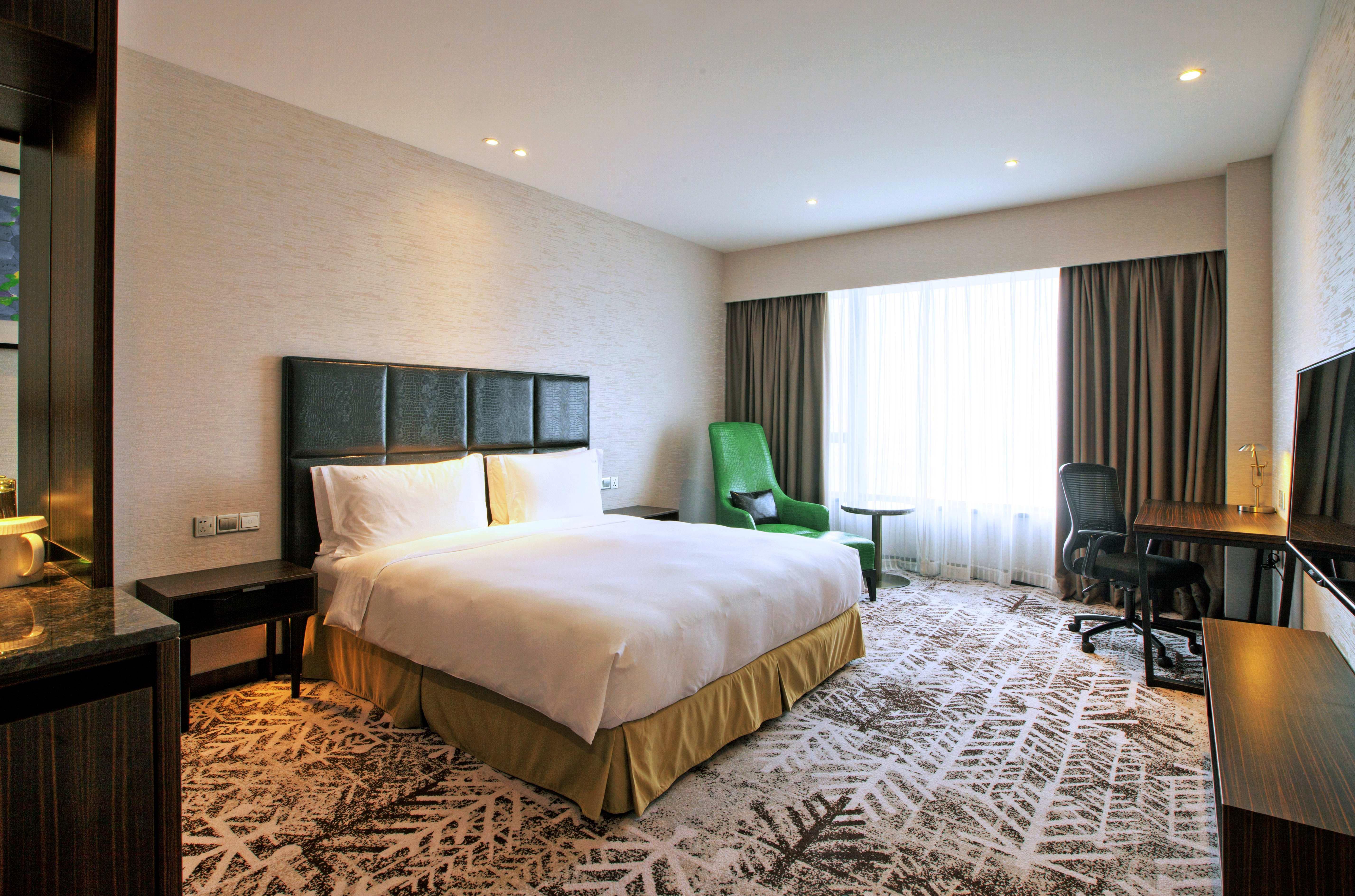 crowne plaza shanghai jinshan by ihg