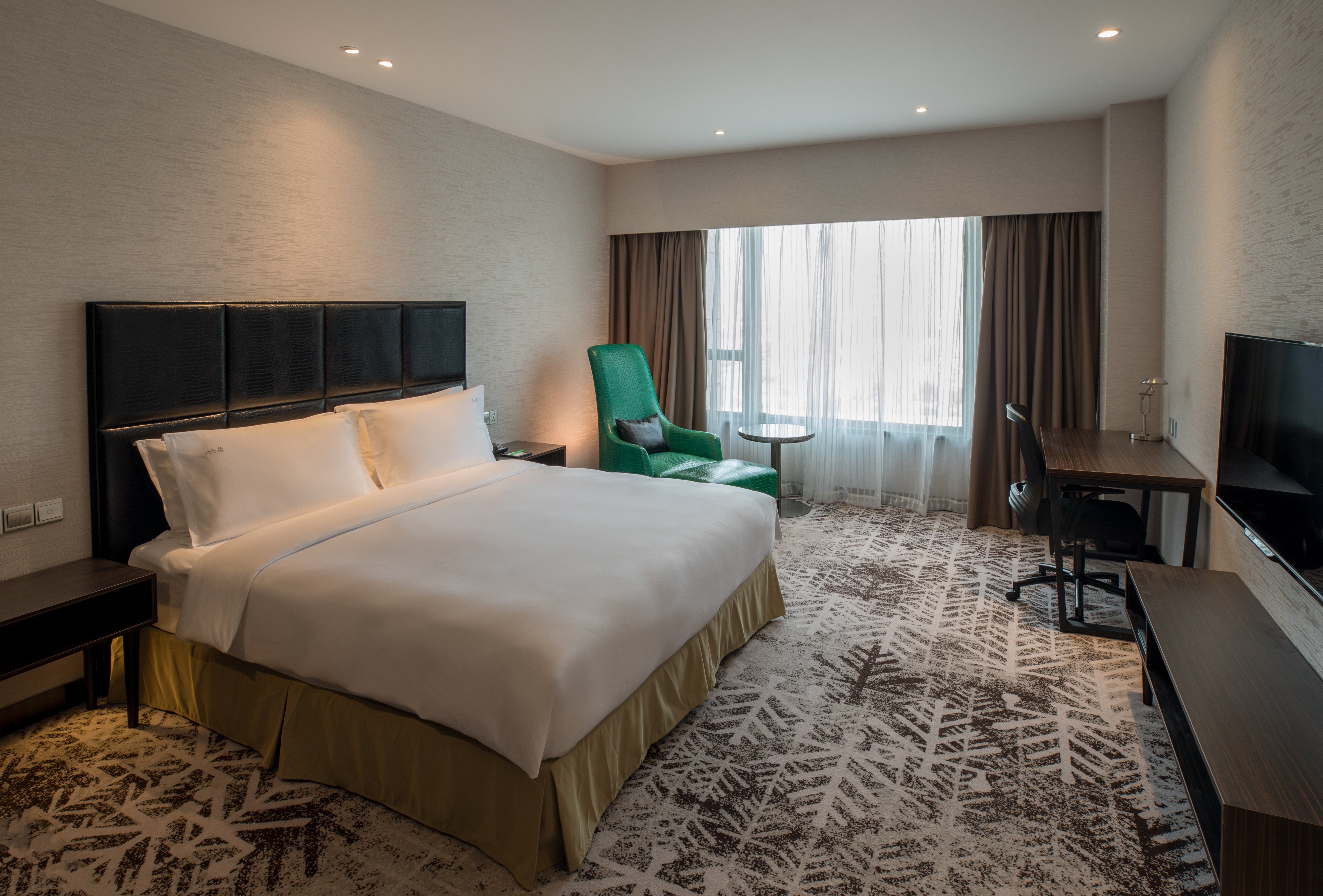 crowne plaza shanghai jinshan by ihg