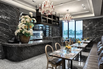 crowne plaza shanghai jinshan by ihg