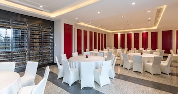 crowne plaza shanghai jinshan by ihg