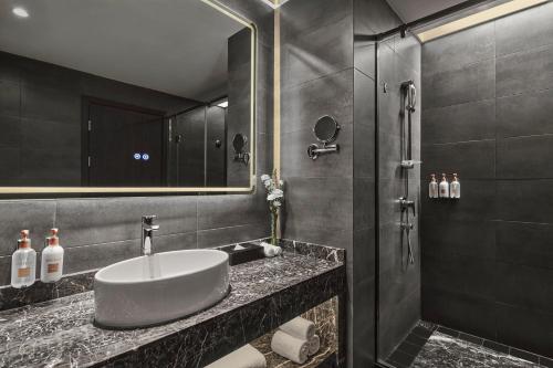 crowne plaza shanghai jinshan by ihg