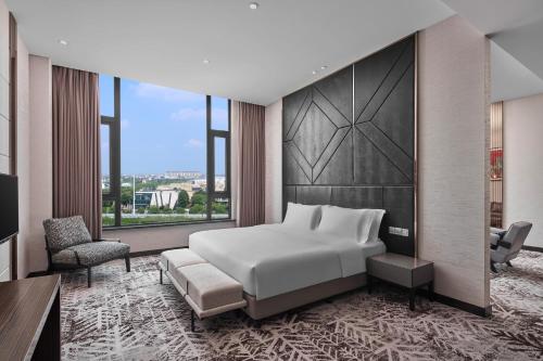 crowne plaza shanghai jinshan by ihg