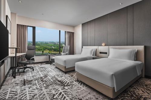 crowne plaza shanghai jinshan by ihg
