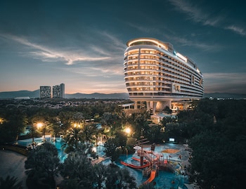 Crowne Plaza Sanya Haitang Bay Resort By Ihg,Haitang>>Hainan,4 star