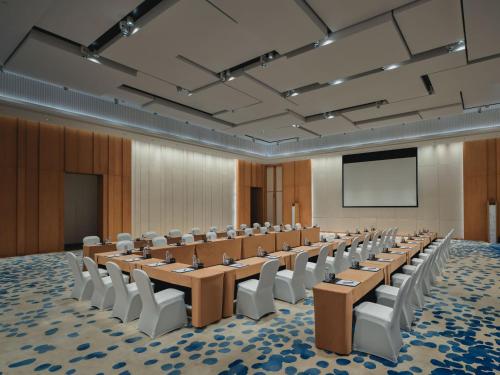 crowne plaza sanya haitang bay resort by ihg