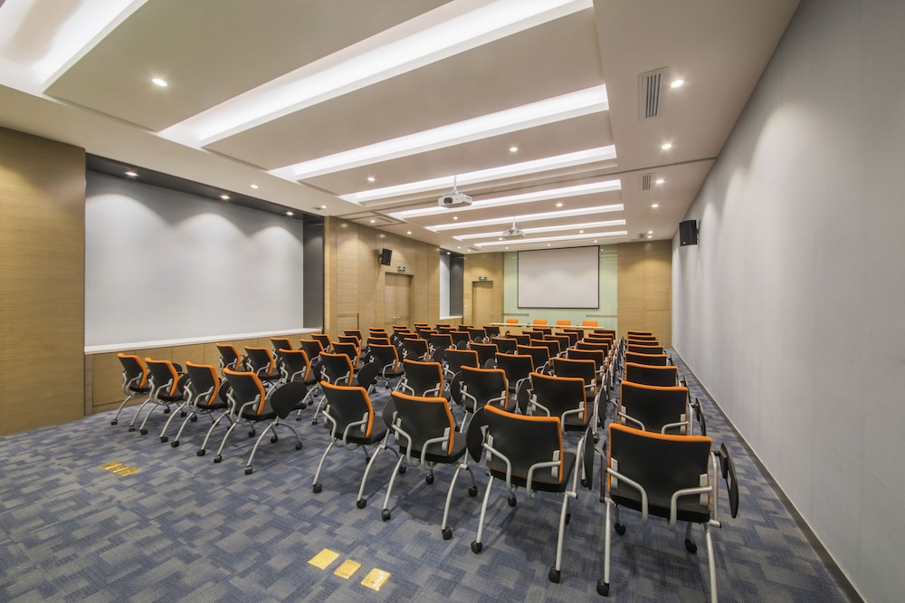 holiday inn express guian yungu by ihg