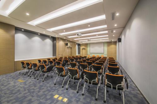 holiday inn express guian yungu by ihg