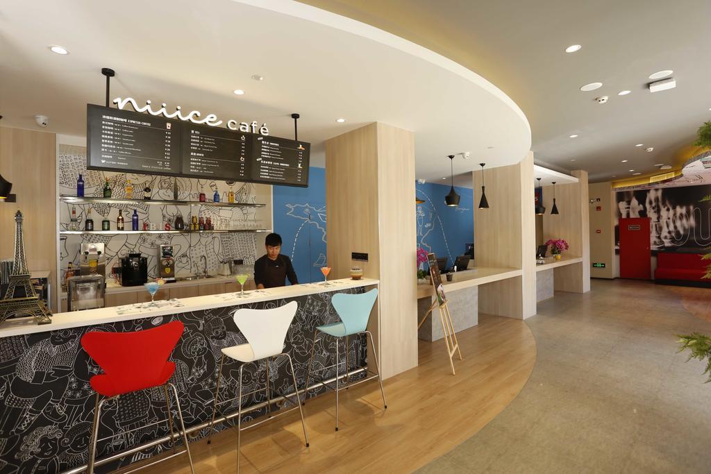 ibis kunming beijing rd