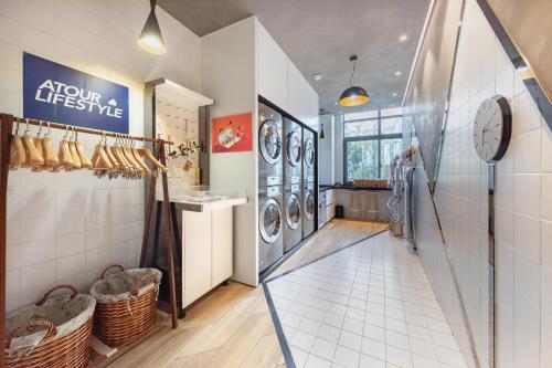 atour hotel hongqiao hub national exhibition center shanghai