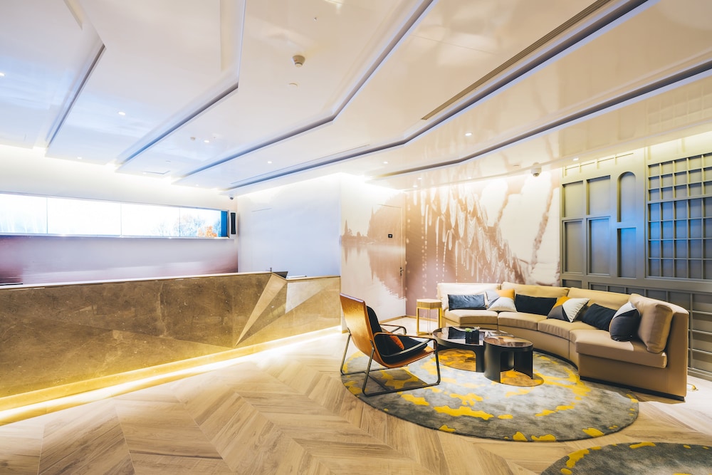 atour hotel hongqiao hub national exhibition center shanghai