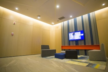 holiday inn express sanya bay by ihg