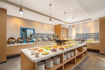 holiday inn express sanya bay by ihg