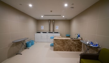 Holiday Inn Express Liuyang Development Zone By Ihg,Changsha Railway Station>>Changsha,4 star