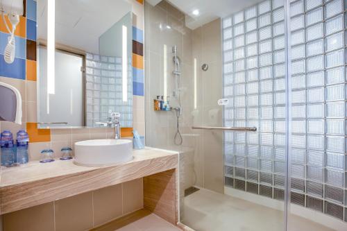 holiday inn express liuyang development zone by ihg