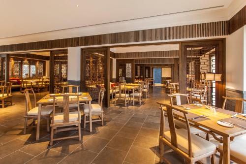 ahnluh lanting shaoxing hotel and resort