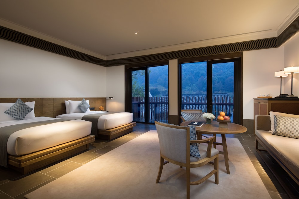 ahnluh lanting shaoxing hotel and resort