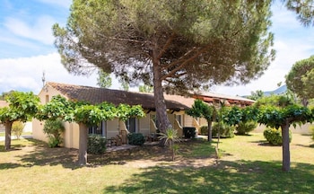 hotel marina di lava