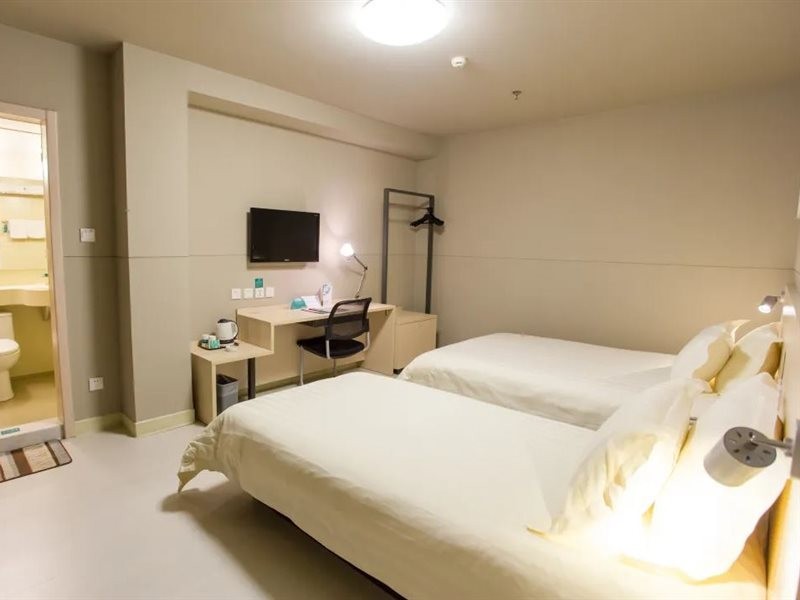 jinjiang inn nanchang bayi square yongshu road