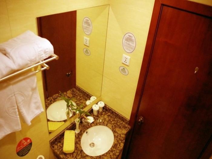 greentree yancheng xiangshui county chenjiagang renmin east road huanghai road