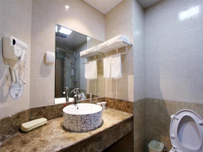 greentree inn shandong zaozhuang tengzhou xueyuan east road guiheyuan business hotel adults only