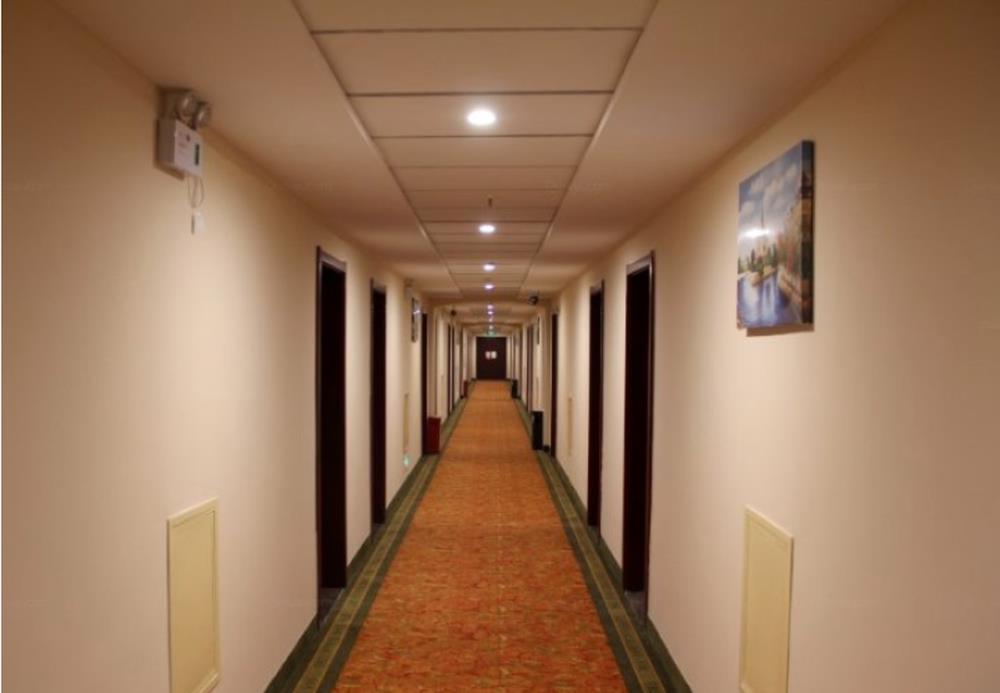 greentree inn qinyang middle huaifu road express hotel