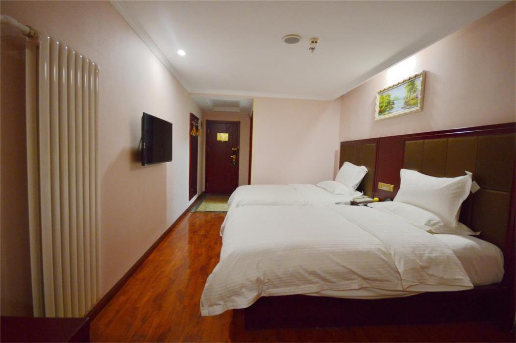 greentree inn heze mudan road bus terminal station express hotel