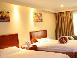 greentree inn heze mudan road bus terminal station express hotel
