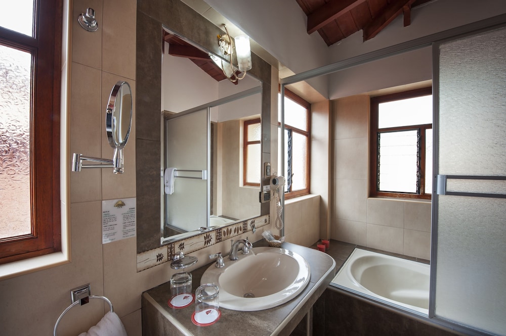 hotel mabey urubamba