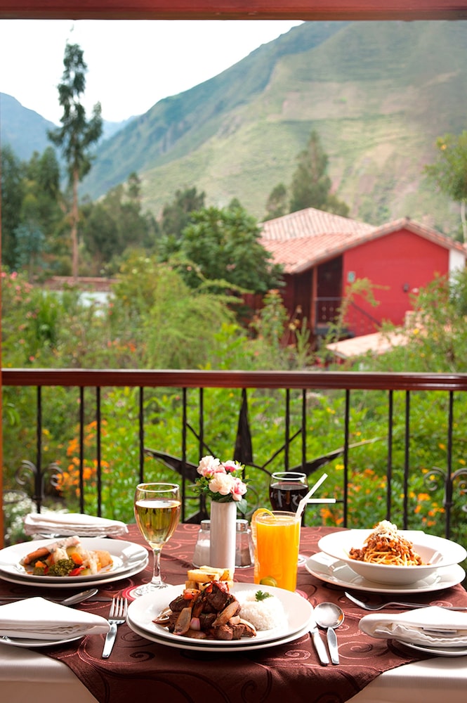 hotel mabey urubamba