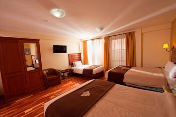 hotel mabey urubamba