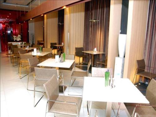 jinjiang inn select shenyang zhongjie pedestrian street the palace