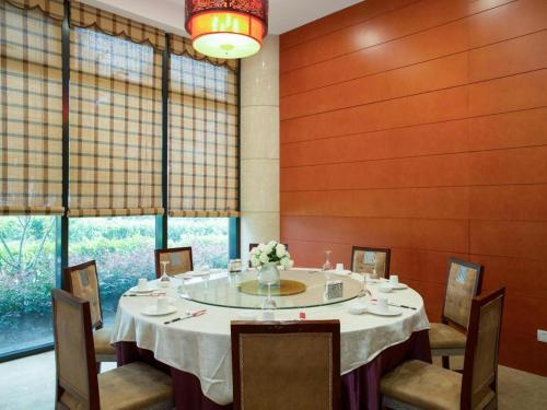 Sunparkview Hotel Shanghai,,4 star