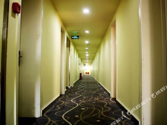 7 days inn suqian wanda plaza qianniaoyuan