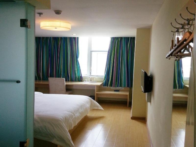 7 days inn suqian wanda plaza qianniaoyuan