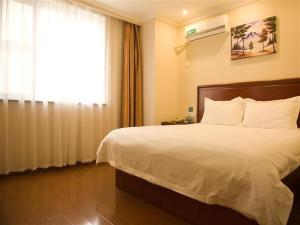 greentree inn zibo liuquan road wal mart square express hotel