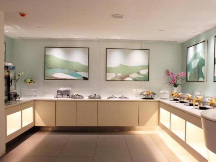 jinjiang inn weihai liugong island scenic spot shopping market